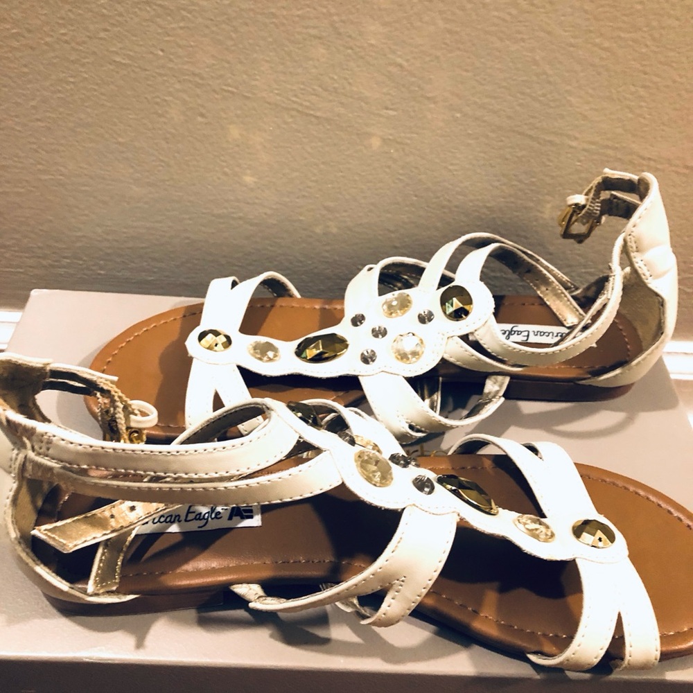 American Eagle White and Brown Sandals with Multicolored Gems